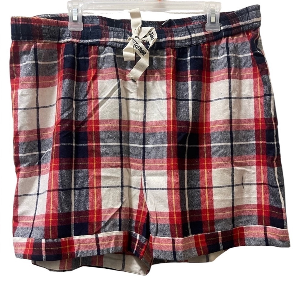 PrettyLittleThing Red and Blue Plaid Men Shorts